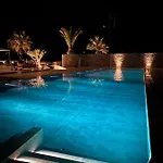 Hotell Pheia, Vriniotis 4*