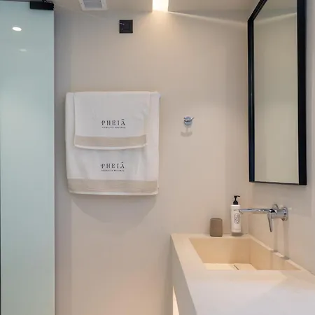 Hotell Pheia, Vriniotis Katakolo