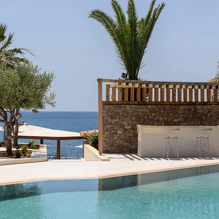 Pheia, Vriniotis 4*
