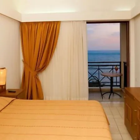 Hotel Pheia, Vriniotis 4*