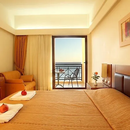 Hotell Pheia, Vriniotis Katakolo