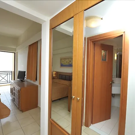 Hotel Pheia, Vriniotis Katakolo