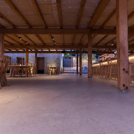 Hotel Pheia, Vriniotis