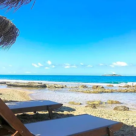 Pheia, Vriniotis Hotel