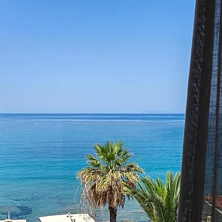 Hotel Pheia, Vriniotis 4*