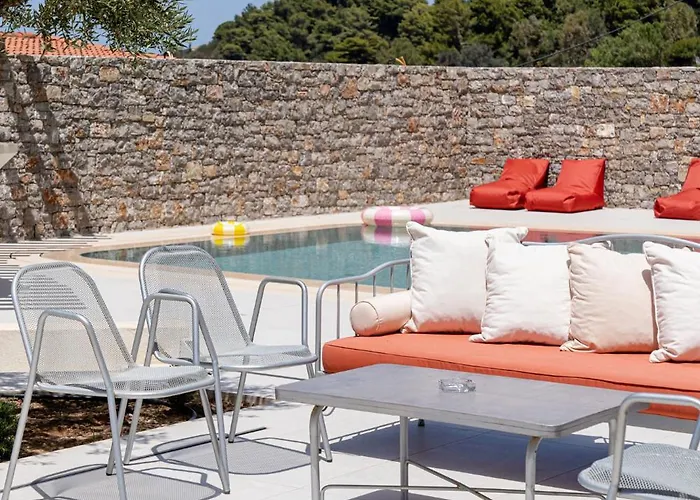 Pheia, Vriniotis 4* Katakolo