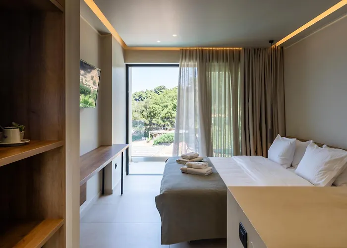 Pheia, Vriniotis Katakolo