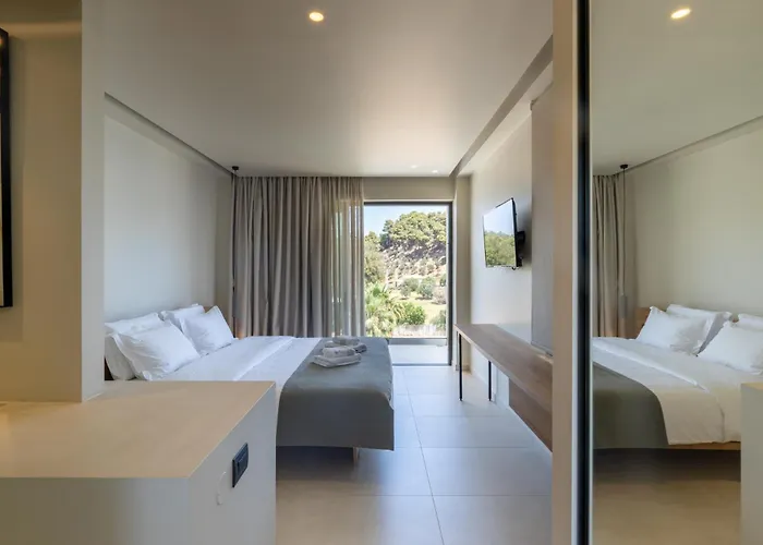 Pheia, Vriniotis Hotel