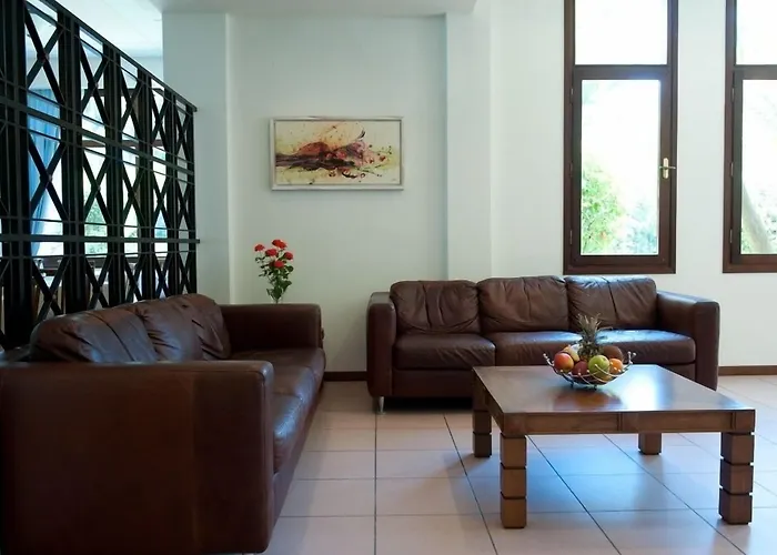 Pheia, Vriniotis Hotel